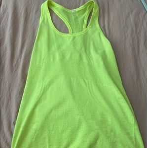 Lululemon workout tank